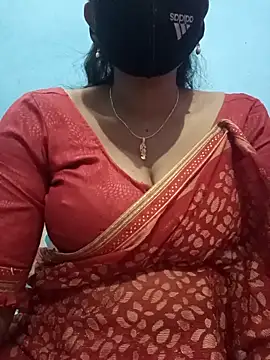 Snapshot of Sexyradha_ chatting on February 27, 2026, 4:40 pm Sexyradha online show from February 27, 2026, 4:40 pm