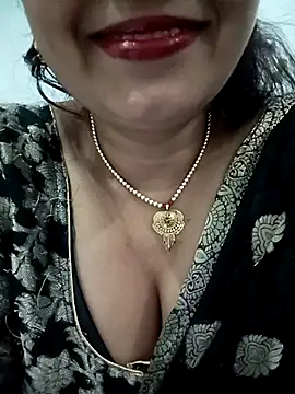 Neha-Bhabhi-Rasily online show from November 8, 2025, 3:56 pm