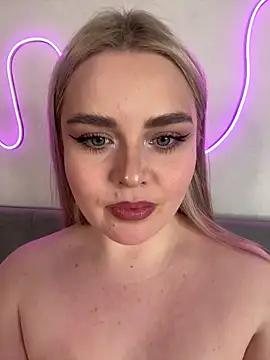 Snapshot of April_Vancee chatting on March 14, 2025, 3:14 pm April Vancee online show from March 14, 2025, 3:14 pm