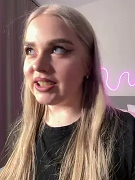 Snapshot of April_Vancee chatting on March 20, 2025, 3:04 pm April Vancee online show from March 20, 2025, 3:04 pm