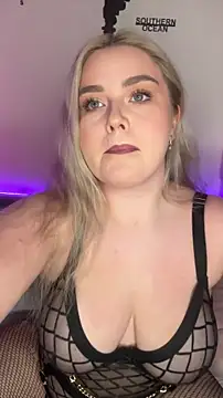 Snapshot of April_Vancee chatting on September 24, 2025, 3:04 pm April Vancee online show from September 24, 2025, 3:04 pm