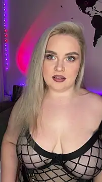 Snapshot of April_Vancee chatting on September 25, 2025, 2:21 pm April Vancee online show from September 25, 2025, 2:21 pm