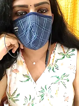 ashmitha online show from November 11, 2025, 3:34 pm