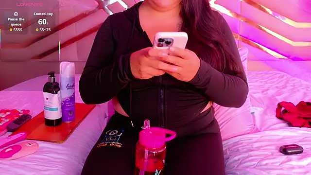 playfulcurvy online show from October 28, 2025, 8:00 pm