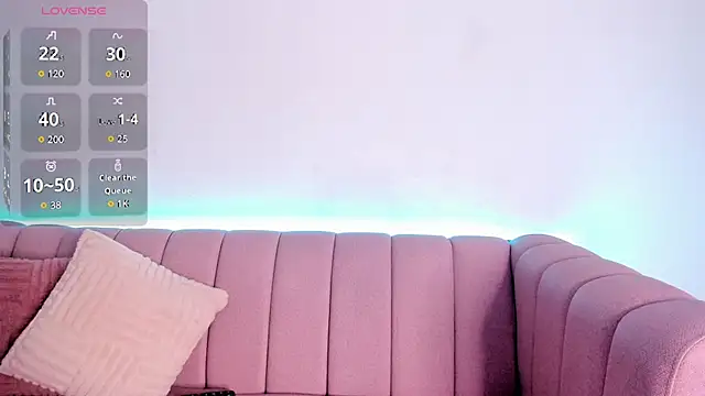 aurora collinss  online show from March 18, 2026, 1:47 pm