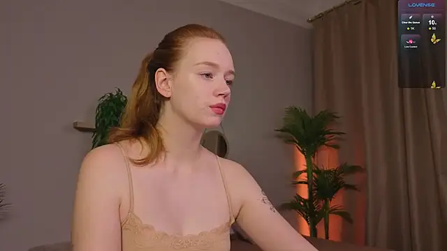 Ckarollina online show from November 12, 2025, 2:28 pm