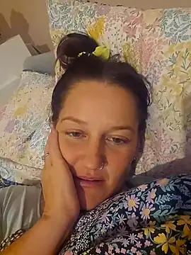 Snapshot of Pleasing-Chloe49 chatting on March 20, 2025, 2:51 am Pleasing-Chloe49 online show from March 20, 2025, 2:51 am