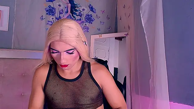 Emily Castillo 1 online show from May 17, 2026, 5:05 am