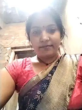 Snapshot of Maidangirl chatting on November 2, 2025, 8:28 am Maidangirl online show from November 2, 2025, 8:28 am