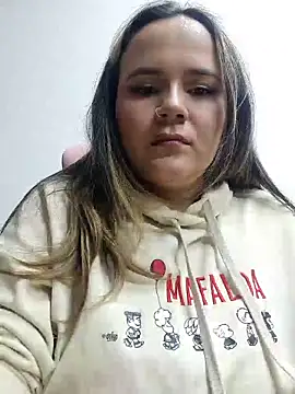 mandy-moore online show from May 17, 2026, 3:59 am