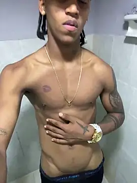 Snapshot of kyle_ivo00 chatting on November 14, 2025, 6:45 am kyle ivo00 online show from November 14, 2025, 6:45 am