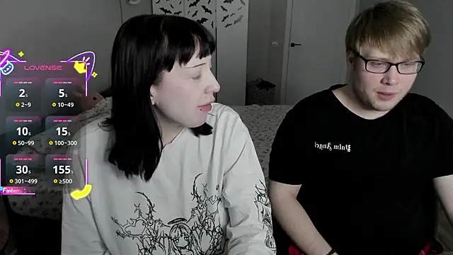 JayMollyy online show from February 3, 2026, 5:51 pm