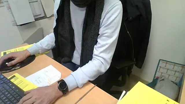 GM51-1988 online show from November 12, 2025, 3:56 pm