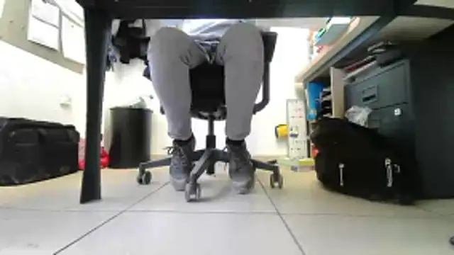 GM51-1988 online show from March 24, 2026, 4:34 pm