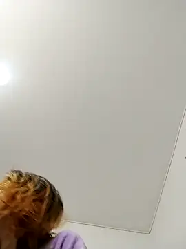 KratosAfroditacs online show from October 23, 2025, 4:01 am