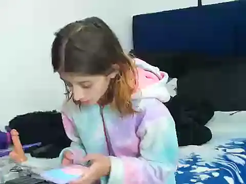 KratosAfroditacs online show from November 20, 2025, 5:18 am