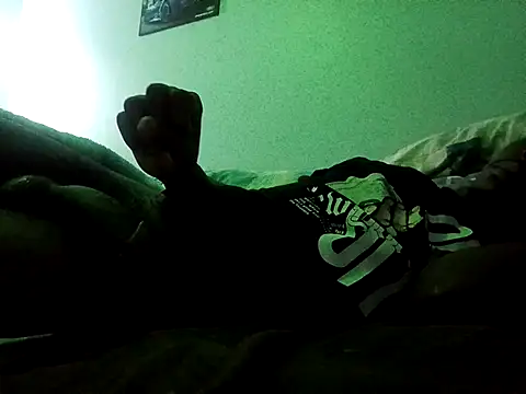 Snapshot of Laviishbaby chatting on April 13, 2026, 12:38 am Laviishbaby online show from April 13, 2026, 12:38 am