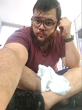 Edmund98 online show from December 4, 2025, 3:54 pm