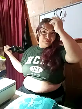 Snapshot of isis_milove chatting on February 28, 2026, 10:49 am isis milove online show from February 28, 2026, 10:49 am