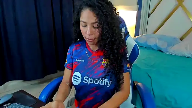 Snapshot of Sasha_rd chatting on October 8, 2025, 1:31 pm Sasha rd online show from October 8, 2025, 1:31 pm