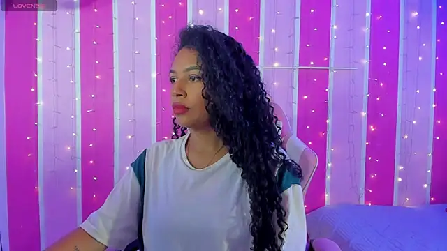 Snapshot of Sasha_rd chatting on November 8, 2025, 1:22 pm Sasha rd online show from November 8, 2025, 1:22 pm