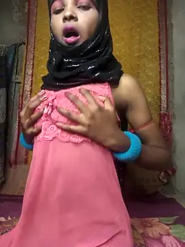 Snapshot of Cutesoma01 chatting on October 26, 2025, 4:24 pm Cutesoma01 online show from October 26, 2025, 4:24 pm