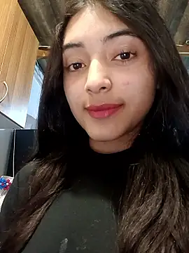 Snapshot of Valen_Person chatting on October 24, 2025, 11:12 pm Valen Person online show from October 24, 2025, 11:12 pm