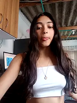 Snapshot of Valen_Person chatting on November 5, 2025, 4:07 pm Valen Person online show from November 5, 2025, 4:07 pm