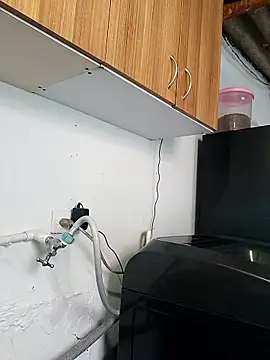 Snapshot of Valen_Person chatting on November 19, 2025, 3:12 pm Valen Person online show from November 19, 2025, 3:12 pm