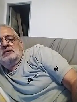 coolbrady17 online show from March 21, 2025, 6:29 pm