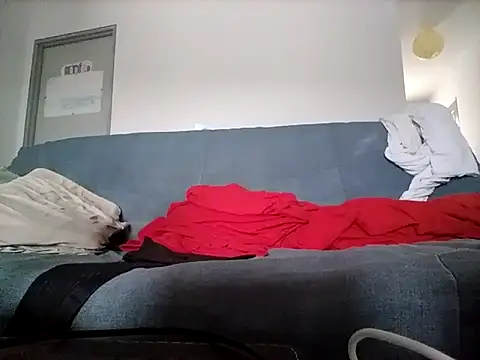 coolbrady17 online show from September 26, 2025, 6:28 am