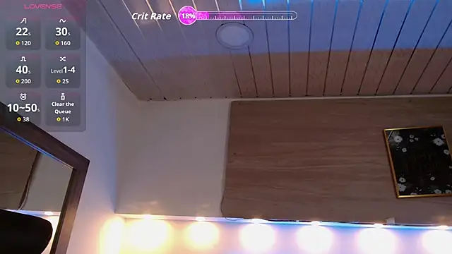 Snapshot of Cristal_Velle chatting on September 16, 2025, 12:06 pm Cristal Velle online show from September 16, 2025, 12:06 pm