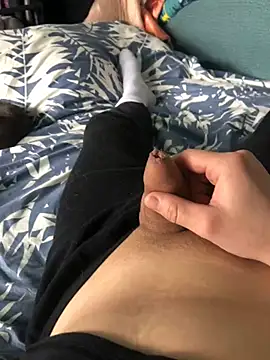 Snapshot of oneoay chatting on March 7, 2025, 5:51 am oneoay online show from March 7, 2025, 5:51 am