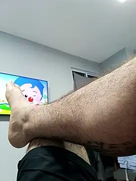 Snapshot of BBR21CM chatting on October 12, 2025, 11:04 pm BBR21CM online show from October 12, 2025, 11:04 pm