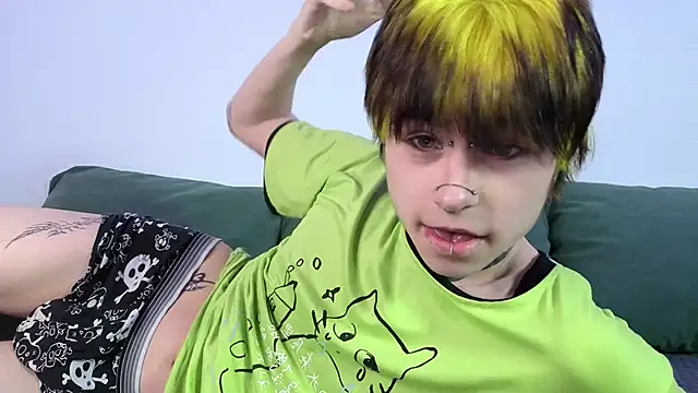 Alex Vallley online show from April 24, 2026, 11:07 pm