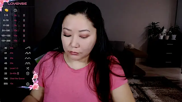 Snapshot of LisaAsianFlower chatting on October 10, 2025, 1:04 am LisaAsianFlower online show from October 10, 2025, 1:04 am