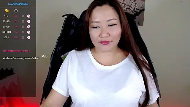 LisaAsianFlower online show from June 21, 2026, 5:10 am