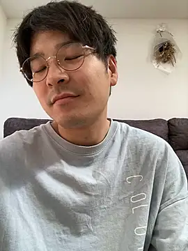 waka3232 online show from October 2, 2025, 12:39 am