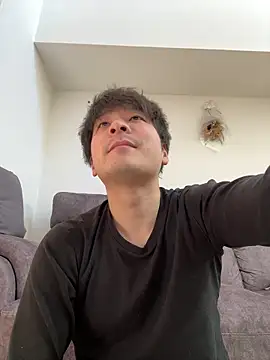 waka3232 online show from December 18, 2025, 2:06 am