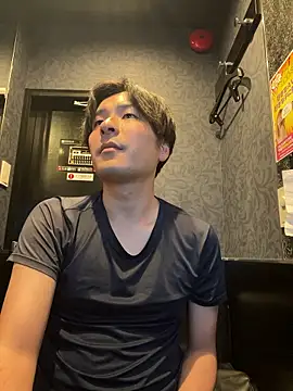 Snapshot of waka3232 chatting on May 26, 2026, 10:44 am waka3232 online show from May 26, 2026, 10:44 am