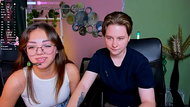 kiki swan online show from October 7, 2025, 6:54 am