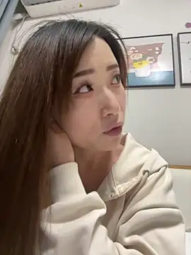 TOP yoyo online show from December 22, 2025, 1:19 pm