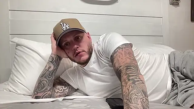 Thegreatwhitepipe online show from September 22, 2025, 10:06 am