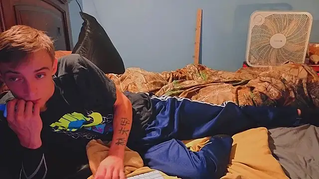 Ilovepussy1911 online show from April 2, 2026, 8:56 am