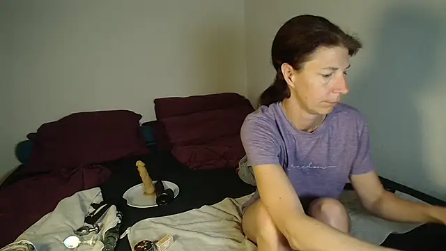 HerrundFrau-M online show from April 16, 2026, 3:40 am