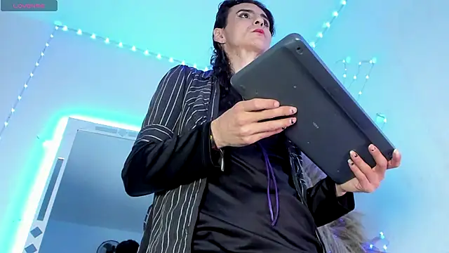 arthemisa hot online show from October 22, 2025, 1:11 pm