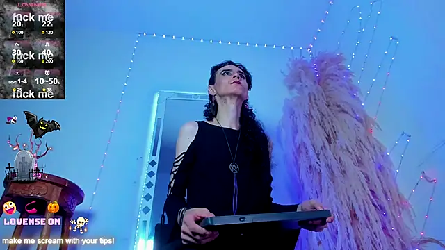 arthemisa hot online show from October 31, 2025, 1:34 pm