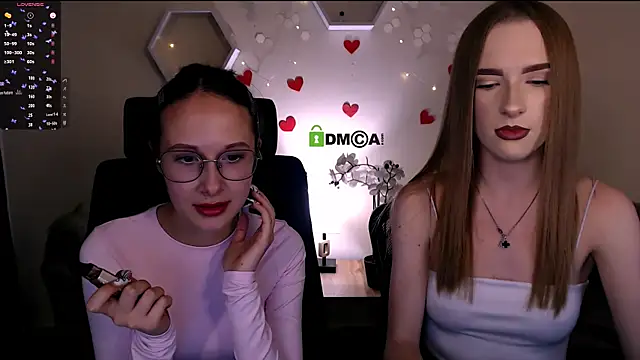 Snapshot of mona_cloud chatting on October 4, 2025, 7:23 pm mona cloud online show from October 4, 2025, 7:23 pm