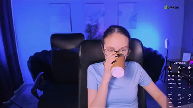 mona cloud online show from November 23, 2025, 12:10 am