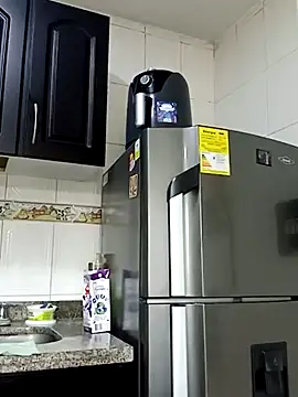 victoria wayne online show from March 12, 2025, 6:22 pm